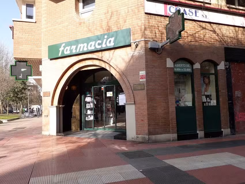Farmacia Ochoa de Retana y Glez-Moreno