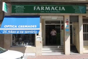Farmacia Óptica Cremades. Parafarmacia.
