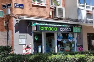 Farmacia &Oacute;ptica Mellado