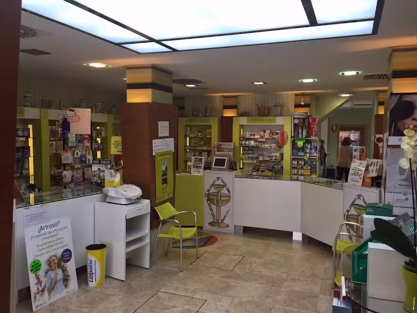 Farmacia &Oacute;ptica Omedas Moros C.B.