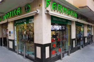 FARMACIA-&Oacute;PTICA PAREDES