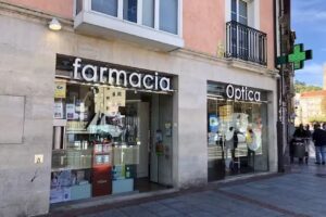 Farmacia &oacute;ptica Vega Lda. M Pilar Tom&aacute;s Garc&iacute;a