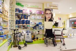 Farmacia &Oacute;ptica Virseda Aud&iacute;fonos Ortopedia