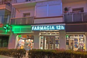 FARMACIA-ORTOPEDIA DEL PUERTO ( Lda. Carolina S&aacute;nchez Aparicio)