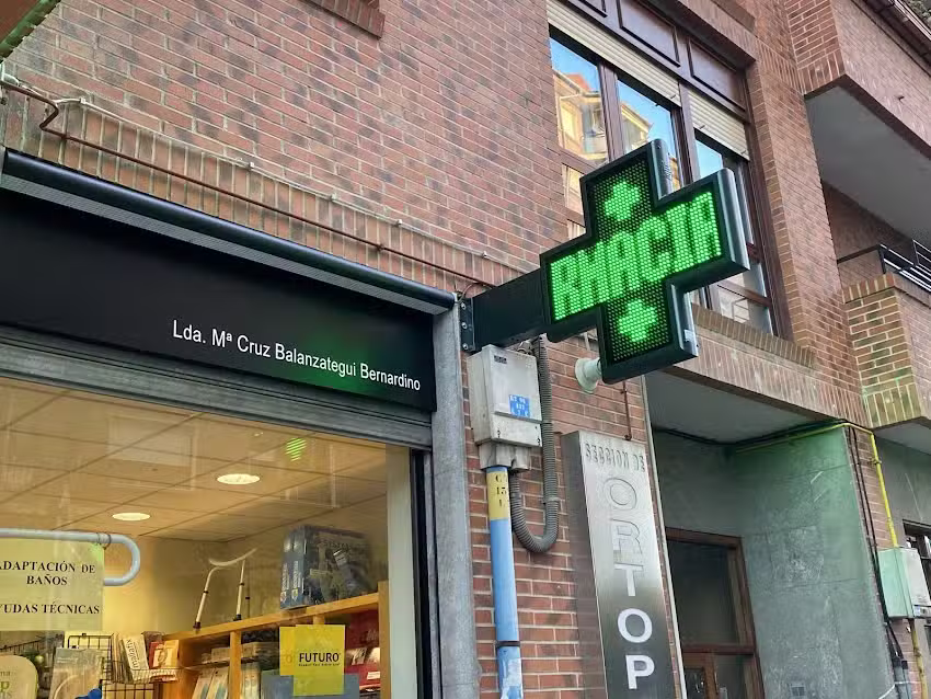 Farmacia-Ortopedia Mar&iacute;a Cruz Balanzategui