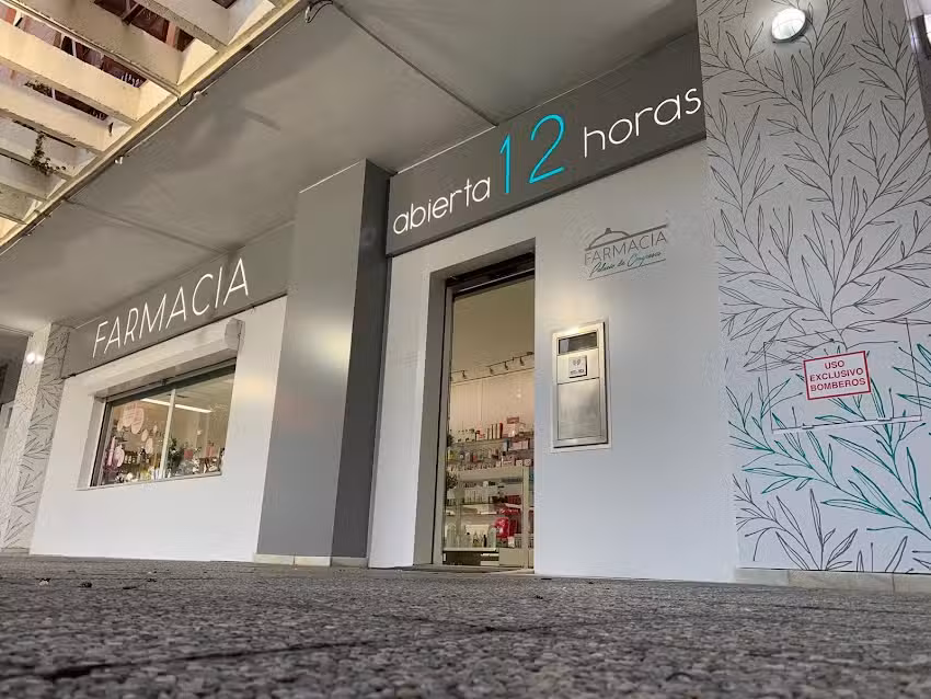 Farmacia Palacio de Congresos Lda. Cristina Valverde Martos