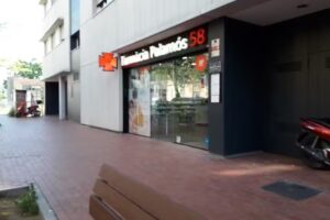 Farmacia Palam&oacute;s 58
