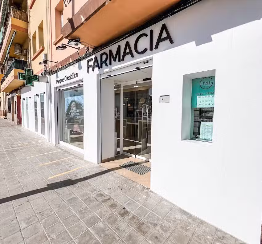 Farmacia Parque Cient&iacute;fico/Especialistas en dermocosm&eacute;tica