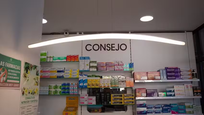 Farmacia Pau1. Lda Maria Encarnaci&oacute;n Torregrosa Brotons