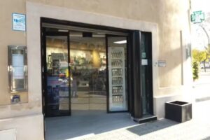 Farmacia Pedralbes (Fcia. Beumala Llunell)