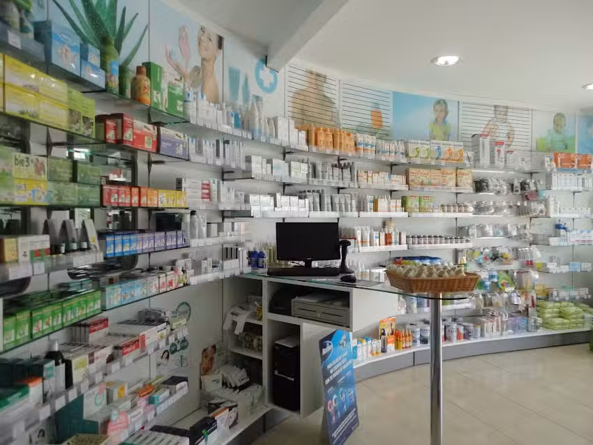 Farmacia Pedreira Lobo &ndash; Puerto Rico &ndash; Playa