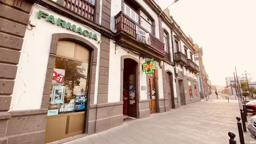 Farmacia Pedro Hern&aacute;ndez
