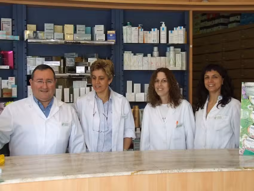 FARMACIA PE&Ntilde;IL