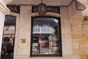 Farmacia P&eacute;rez Arenal Alonso