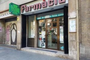 Farmacia Per&iacute;s