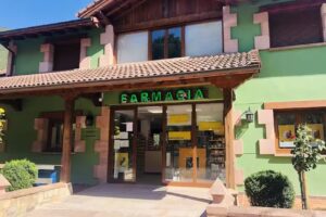 Farmacia Pilar Santervás Ormaechea (Vega de Liébana)