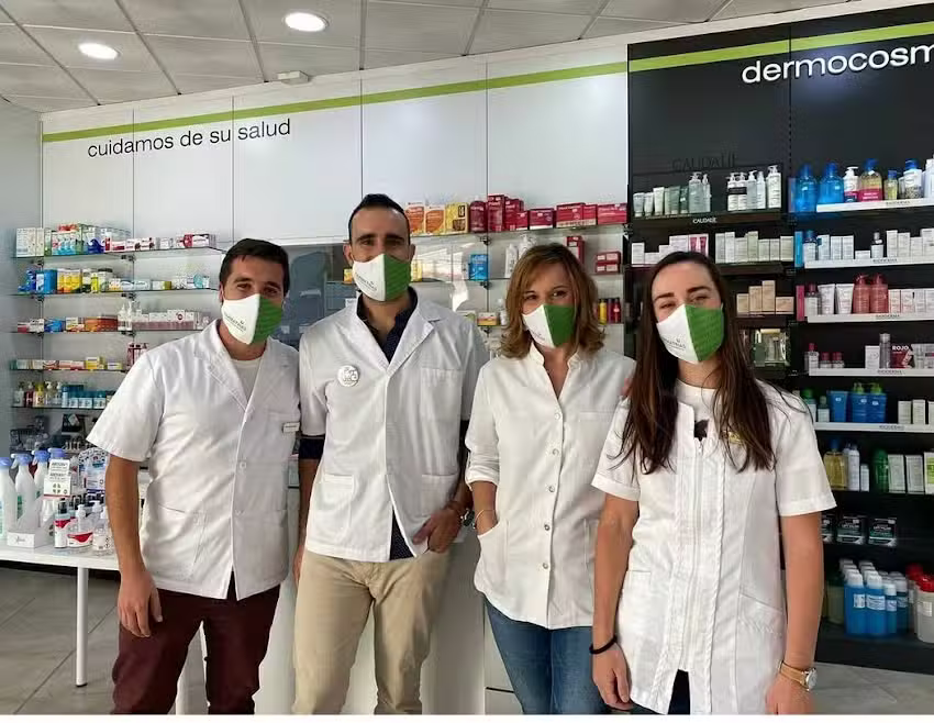 Farmacia Pilar Tr&iacute;as. FarmaTrias