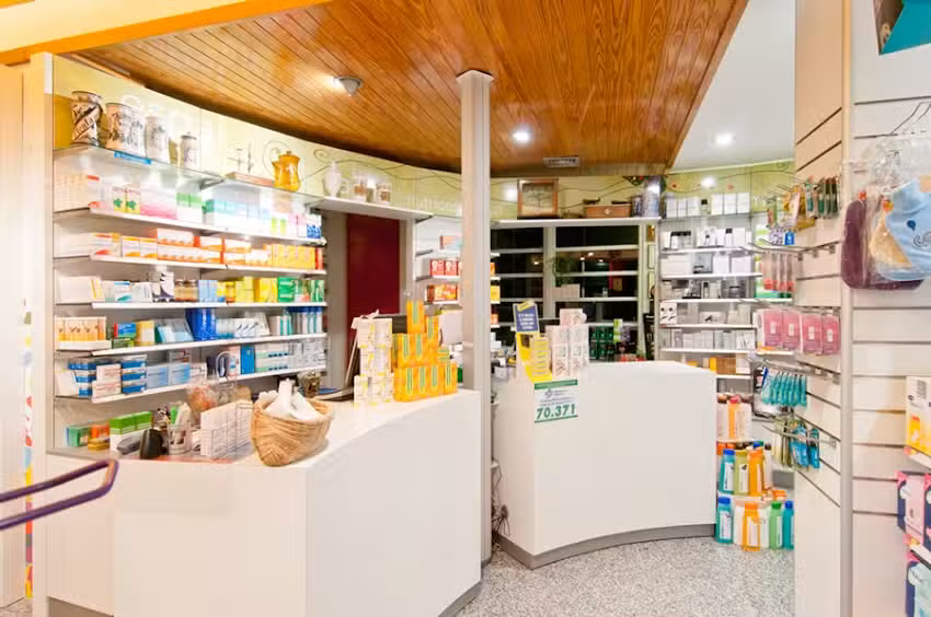 Farmacia Planas Rossell&oacute;. Scooter y sillas de ruedas el&eacute;ctricas. Ortopedia.