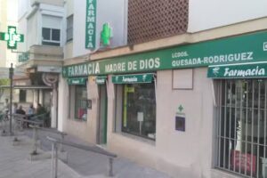 Farmacia Plaza Madre de Dios &ndash; Ldos. Quesada Rodr&iacute;guez