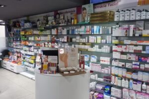 Farm&agrave;cia Pol Farr&eacute; i Altarriba