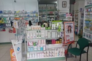 Farmacia Pol&iacute;gono Cruz de Piedra