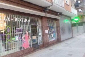 Farmacia Pontika LDA. Mar&iacute;a Elena Oyarbide Echeverr&iacute;a