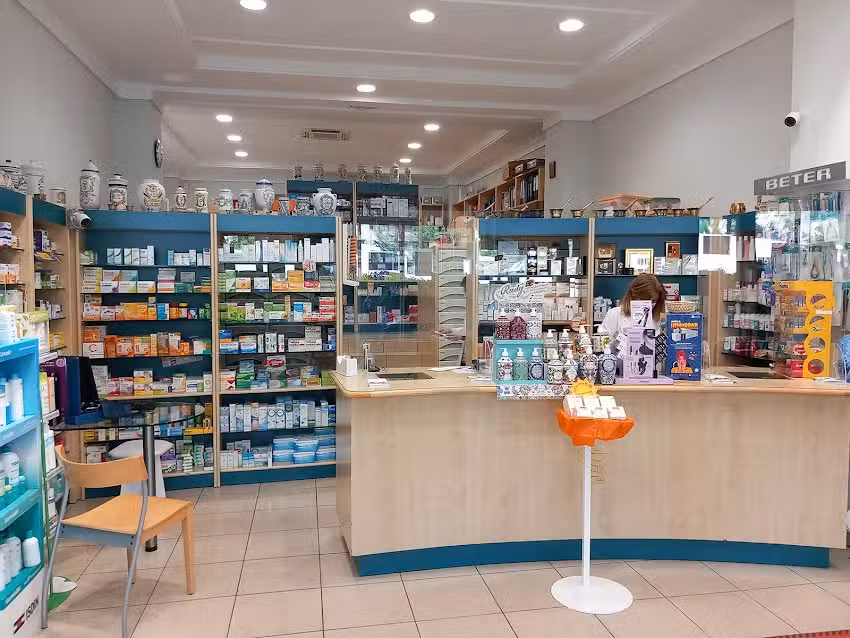 Farmacia Pontones