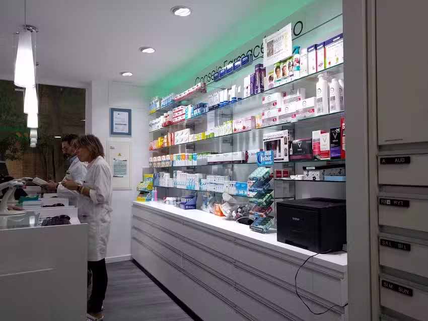 FARMACIA PORVENIR 29