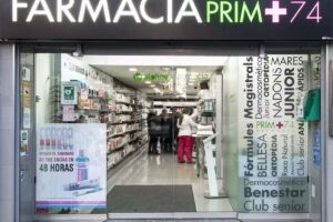 Farm&agrave;cia Prim 74