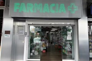 Farmacia Puerto de la Luz/Josefa M. Gonz&aacute;lez Azpeitia