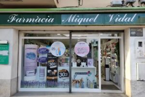 Farm&agrave;cia Puigrefagut Serra