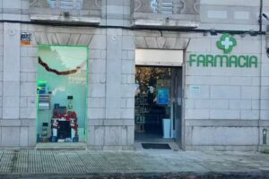 Farmacia Quint&aacute;ns &ndash; Vanessa Romero Caama&ntilde;o