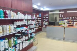 Farm&agrave;cia Raquel Cobos