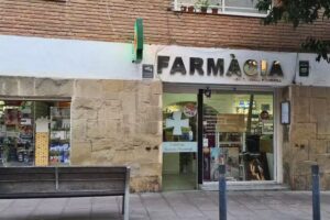 FARMÀCIA REINES PICORNELL