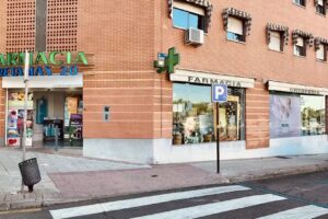 Farmacia Retamas 20