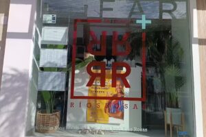 Farmacia R&iacute;os Rosas C.B.