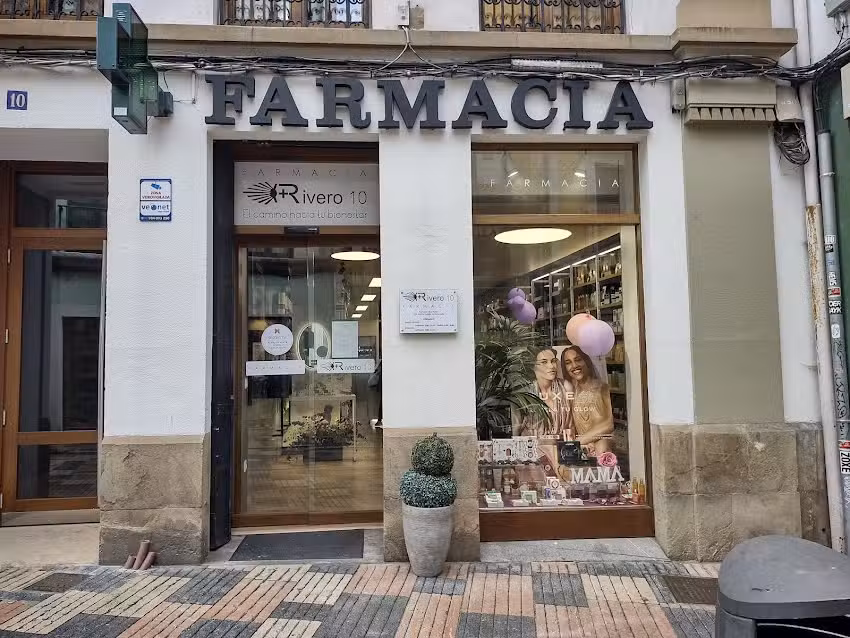 Farmacia Rivero 10 (Marcos A. Laviana Lada)