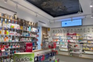 Farmacia Roc&iacute;o Serrano 12h &ndash; Centro Auditivo &ndash;