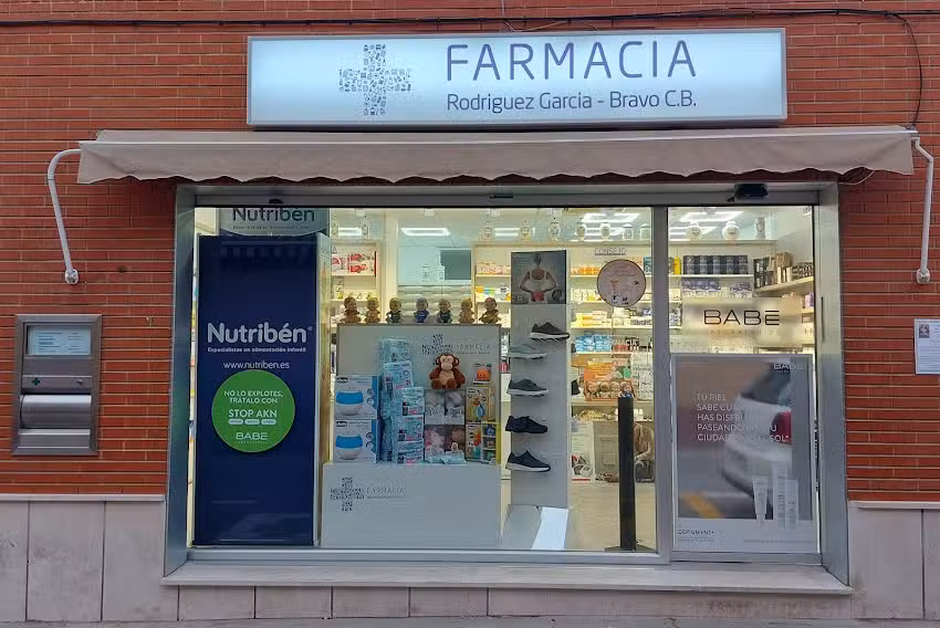 Farmacia Rodr&iacute;guez Garc&iacute;a-Bravo, CB, YEPES