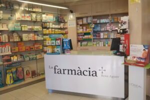 Farm&agrave;cia Rosa Aguer