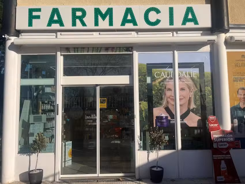 Farmacia Rosa M&ordf; de la Plaza Villaviciosa
