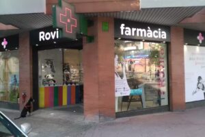 Farm&agrave;cia Rovira 13h