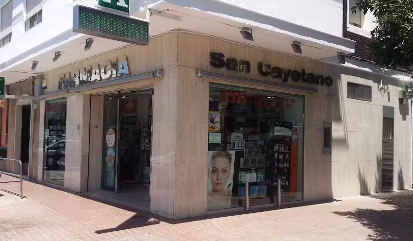 Farmacia San Cayetano 🚗AutoParking🚗