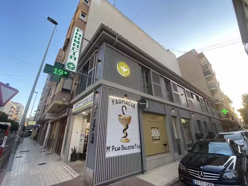 Farmacia San F&eacute;lix 75
