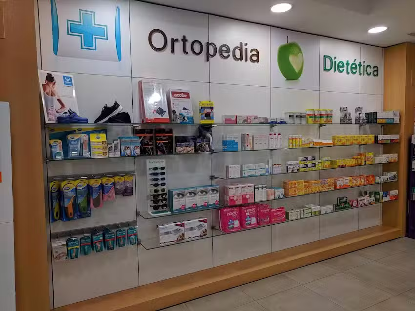 Farmacia San Juan Bosco 96. Ldo Antonio Vald&eacute;s Arenas.