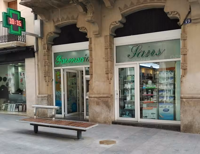 Farm&agrave;cia Sans Porta