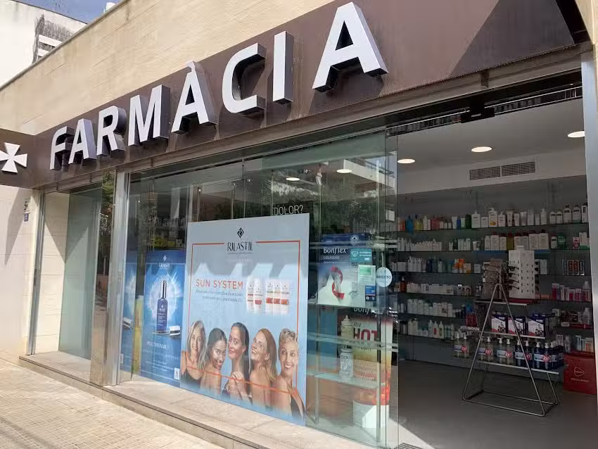 Farm&agrave;cia Sant Agust&iacute;