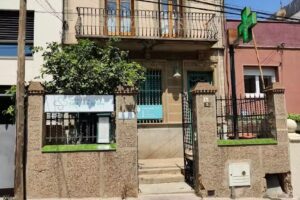 Farmacia Sant Joan de D&eacute;u &ndash; Finestrelles