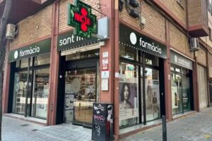 Farm&agrave;cia Sant Mori