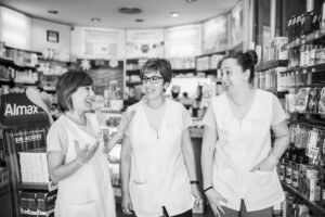 Farm&agrave;cia Sant Pere